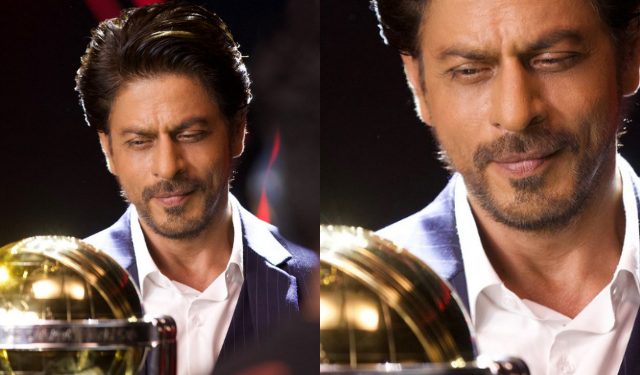 Internet goes wild after seeing a picture of Shahrukh Khan holding the ODI World Cup trophy 1 Internet goes wild after seeing a picture of Shahrukh Khan holding the ODI World Cup trophy
