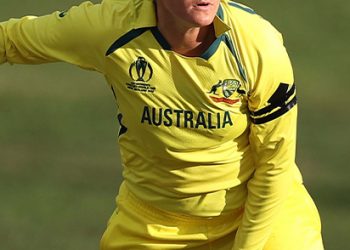 "Disappointed and frustrated" - "The sun still comes up the next day, even if it is behind clouds." Jess Jonassen wants to return home with the urn.