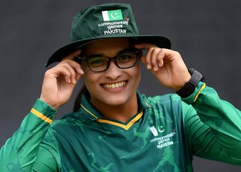Ayesha Naseem leaves international cricket for religious reasons.