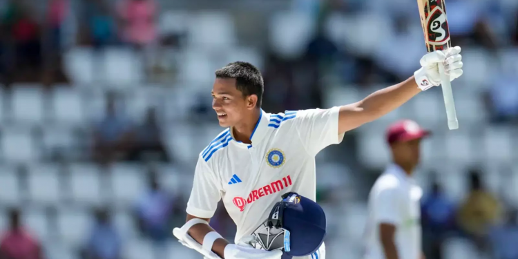 Paras Mhambrey, in awe of rookie Yashasvi Jaiswal's Dominican Republic masterclass, said, "I think the way he batted, it's been fabulous." 1 Paras Mhambrey, in awe of rookie Yashasvi Jaiswal's Dominican Republic masterclass, said, "I think the way he batted, it's been fabulous."