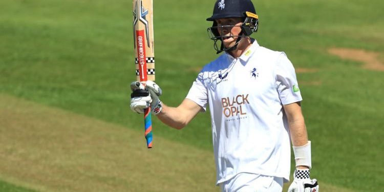 Twitter Reactions: Zak Crawley and Joe Root add to the misery as Bazball gets off in Manchester