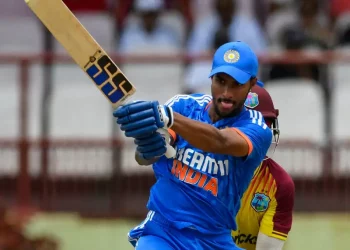On rushing Tilak Varma to No. 4 in ODIs, I concur with Pragyan Ojha: Aakash Chopra 4 Tilak Varma