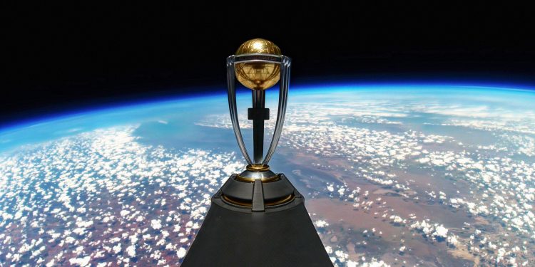 Tour of the ICC Men's World Cup Trophy enlightens Kuwait and Bahrain