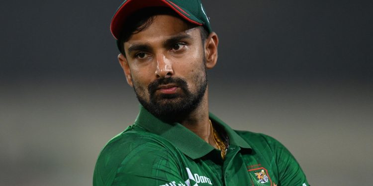 Litton Das will not compete in the 2023 Asia Cup; Anamul Haque Bijoy will replace him. 1 Litton Das will not compete in the 2023 Asia Cup; Anamul Haque Bijoy will replace him.