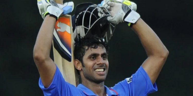 Indian cricketer Manoj Tiwary declares his retirement from all formats of the game. 1 Indian cricketer Manoj Tiwary declares his retirement from all formats of the game.