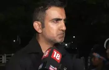 Check the facts: Is the middle-finger video of Gautam Gambhir real? 4 Gautam Gambhir