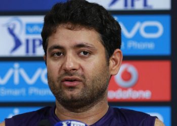 Piyush Chawla supports Ishan Kishan, KL Rahul, and Shreyas Iyer over Shreyas Iyer in India's middle order, saying that "His place should also be questioned." 1 Piyush Chawla supports Ishan Kishan, KL Rahul, and Shreyas Iyer over Shreyas Iyer in India's middle order, saying that "His place should also be questioned."