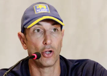 The hitters from Bangladesh didn't make the proper choices at the right time. Nic Pothas
