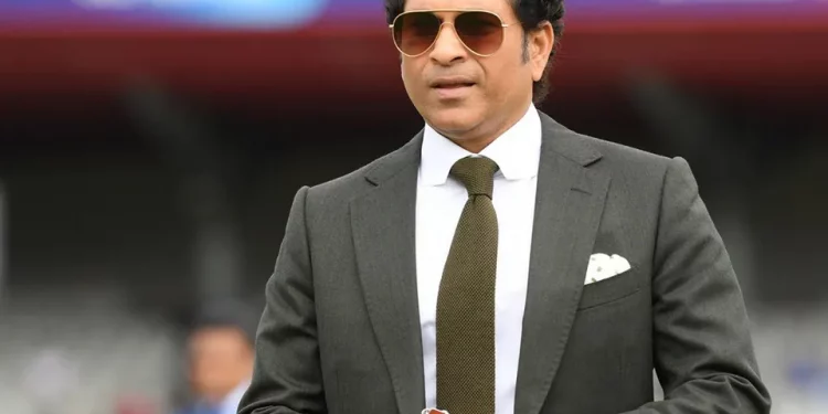 Sachin Tendulkar receives a Golden Ticket for the ODI World Cup 2023 from BCCI Secretary Jay Shah. 1 Sachin Tendulkar receives a Golden Ticket for the ODI World Cup 2023 from BCCI Secretary Jay Shah.