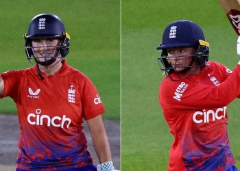 Alice Capsey and Danielle Wyatt gave England a 1-0 lead.