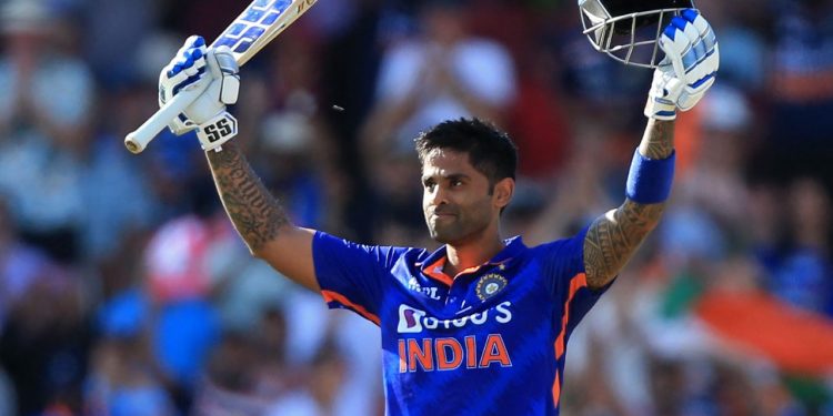 Suryakumar Yadav may not be quite certain in his mind and heart how to score runs from the 25th to the 40th over: Sanjay Bangar