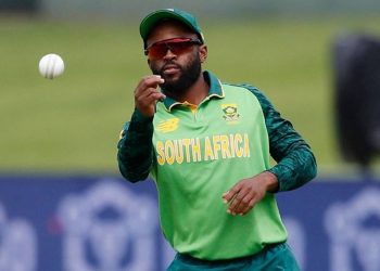 Temba Bavuma, the captain of South Africa, on his team's defeat against Australia in the first game of the series: "We speak about being relentless." 9 Temba Bavuma, the captain of South Africa, on his team's defeat against Australia in the first game of the series: "We speak about being relentless."