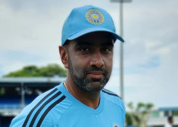 R Ashwin would find it difficult to make the World Cup 2023 final 15: Aaron Finch