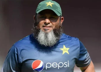 PSL: Andy Flower is replaced as Multan Sultans' head coach by Abdul Rehman.