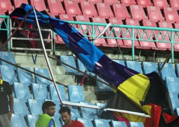 Strong wind during the Australia vs. Sri Lanka match at Lucknow Stadium caused hoardings to topple into the audience in CWC 2023.