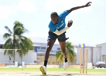 World Cup ambitions are increased when Jofra Archer joins the England camp in Mumbai.