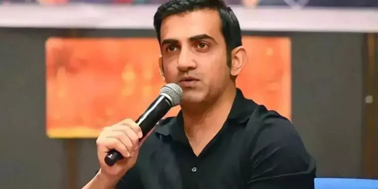 After losing to India, Gautam Gambhir slammed Babar Azam, saying, "If you are playing for a fifty or your runs, you will get such results." 1 After losing to India, Gautam Gambhir slammed Babar Azam, saying, "If you are playing for a fifty or your runs, you will get such results."