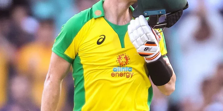 Australia's captain Steve Smith turned down a "massive" offer to play for England. 1 Steve Smith