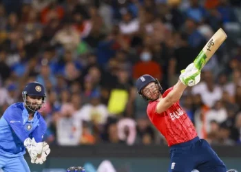 For the 2023 ODI World Cup finals, Jacques Kallis, Waqar Younis, Dale Steyn, and Piyush Chawla choose India and England.