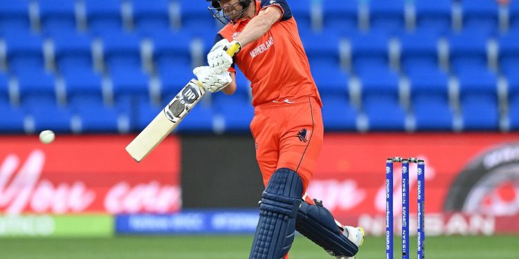 Why aren't Roelof van der Merwe and Nasum Ahmed participating in the Netherlands vs. Bangladesh ICC World Cup 2023 match? 1 Why aren't Roelof van der Merwe and Nasum Ahmed participating in the Netherlands vs. Bangladesh ICC World Cup 2023 match?