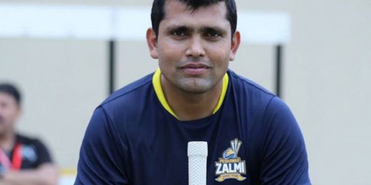 If we don't immediately improve our bowling, I anticipate them giving up 350-375 runs to elite teams: Kamran Akmal