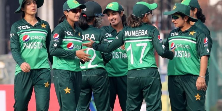 For the Bangladesh series, Pakistan recalls Iram Javed