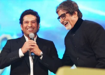 Amitabh Bachchan, a great actor, receives a special birthday message from Sachin Tendulkar. 4 Amitabh Bachchan, a great actor, receives a special birthday message from Sachin Tendulkar.