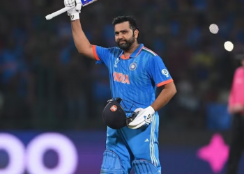 Rohit Sharma's record-breaking World Cup performance draws praise on Twitter.