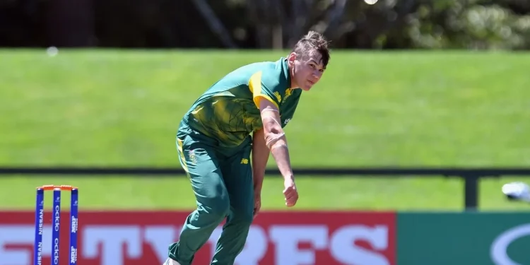 Why won't Gerald Coetzee play against India in the 37th match of the ICC World Cup 2023? 1 Why won't Gerald Coetzee play against India in the 37th match of the ICC World Cup 2023?