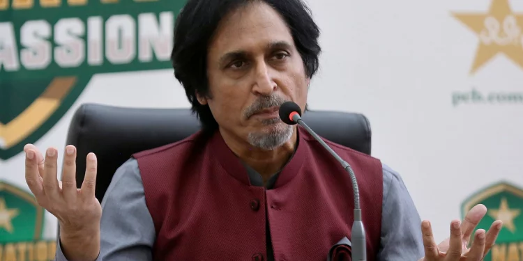 Pakistan should, in my opinion, leave their bowling reputation behind them: Ramiz Raja 1 Pakistan should, in my opinion, leave their bowling reputation behind them: Ramiz Raja
