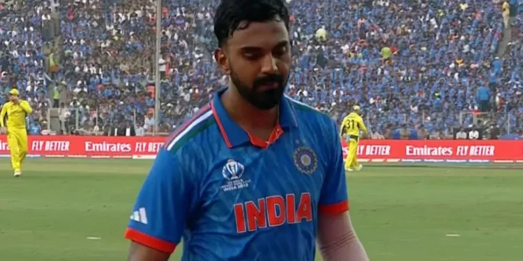 Gautam Gambhir was not pleased with KL Rahul's defensive strategy in the World Cup final against Australia, saying, "KL should've gone." 1 Gautam Gambhir