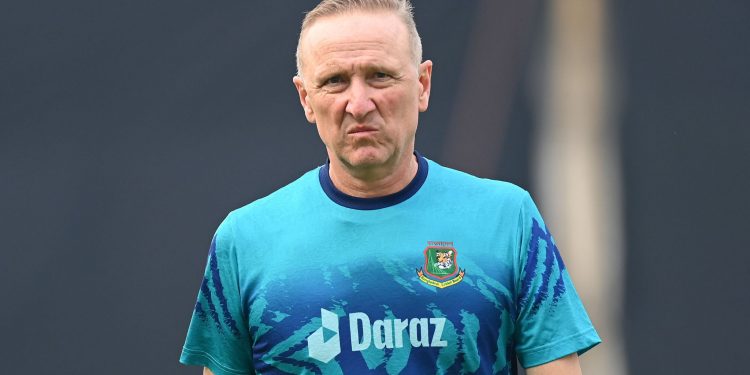 Allan Donald, the bowling coach for Bangladesh, said of Mathews' time-out dismissal, "It was really difficult to watch that unfold." 1 Allan Donald