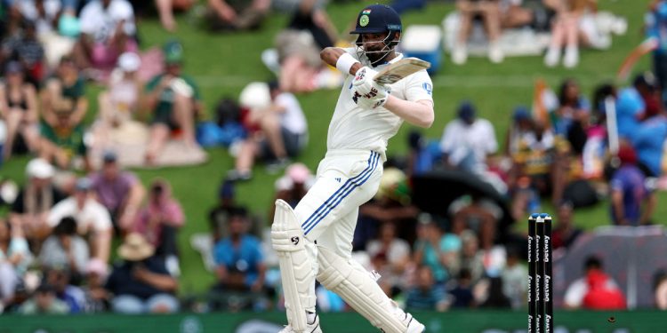 Gritty KL Rahul response on Twitter After Rabada wrecks havoc with the fifer on Day 1, Rahul keeps India's ship afloat.