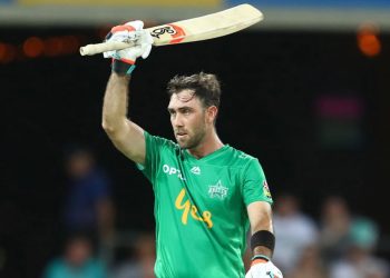 Glenn Maxwell delivers an entertaining dose of on-field commentary, saying things like, "Haris Rauf never listens, always bowls bouncer." 7 Glenn Maxwell delivers an entertaining dose of on-field commentary, saying things like, "Haris Rauf never listens, always bowls bouncer."