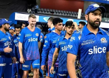 Mumbai Indians issue a strong warning to supporters who engage in trolling. 3 Mumbai Indians issue a strong warning to supporters who engage in trolling.