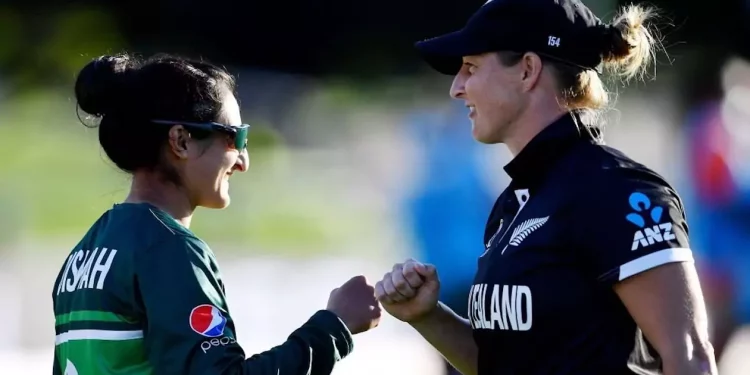 First ODI Review: New Zealand clinically sinks Pakistan in the first game of the series 1 First ODI Review: New Zealand clinically sinks Pakistan in the first game of the series