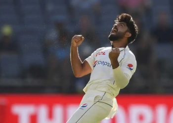 Aamer Jamal recalls his difficult beginnings in cricket and his early life as a cab driver. "Many people were pushing me to stop playing." 8 Aamer Jamal recalls his difficult beginnings in cricket and his early life as a cab driver. "Many people were pushing me to stop playing."