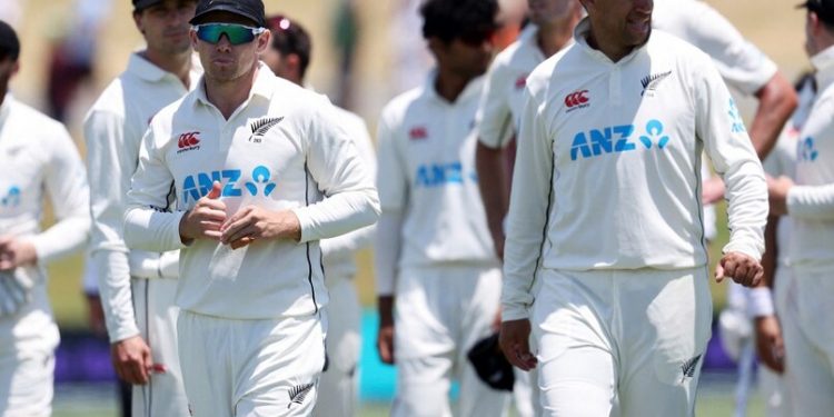 "We weren't able to exert pressure for long enough." Tim Southee contemplates after Bangladesh defeated New Zealand. 1 Tim Southee