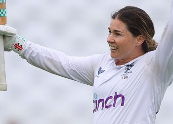Tammy Beaumont of England disproves the myth of women in the WTC.