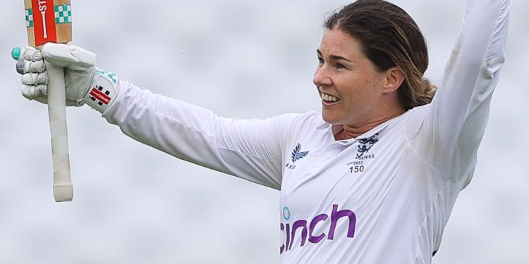 Tammy Beaumont of England disproves the myth of women in the WTC. 1 Tammy Beaumont of England disproves the myth of women in the WTC.