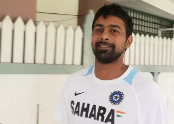 The stunning revelation made by Praveen Kumar that Pakistani bowlers "used to tamper the ball for reverse swing" has gone viral. 3 The stunning revelation made by Praveen Kumar that Pakistani bowlers "used to tamper the ball for reverse swing" has gone viral.