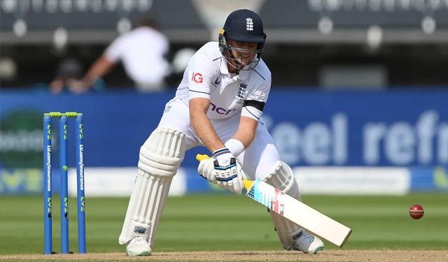 Playing the reverse sweep requires a committed mindset. Joe Root