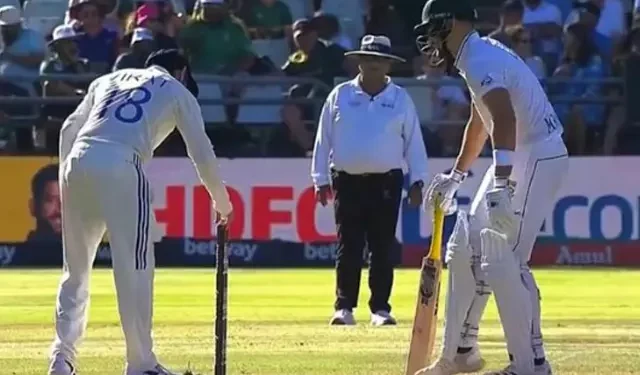 Opening Day in Cape Town: Aiden Markram gets irritated when Virat Kohli switches bails. SA vs. IND