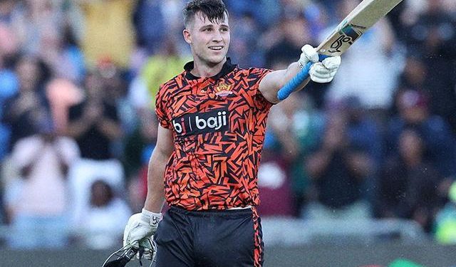 Twitter Reactions: In a thrilling match, Sunrisers Eastern Cape defeat MI Cape Town by 4 runs.