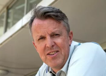 Graeme Swann expressed optimism about England's new spin arsenal, saying, "They could easily roll through any batting line-up in the world." 2 Graeme Swann expressed optimism about England's new spin arsenal, saying, "They could easily roll through any batting line-up in the world."