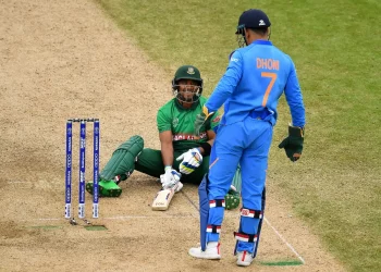 MS Dhoni claims to have cheated of 15 crores in a fraud case he filed against former business partners.