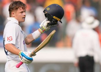 "It's an outstanding masterclass." Joe Root praises Ollie Pope's massive hit on India