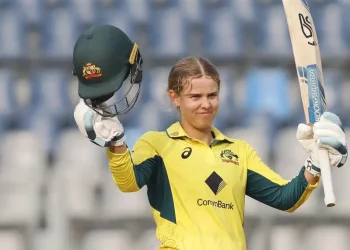 Phoebe Litchfield, the opening player for Australia, says of her high-risk reverse sweep against the India Women, "I still play it no matter if it spins or not." 9 Phoebe Litchfield, the opening player for Australia, says of her high-risk reverse sweep against the India Women, "I still play it no matter if it spins or not."