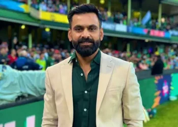 The trip to Sydney for the third Test is missed by Pakistan team director Mohammad Hafeez.