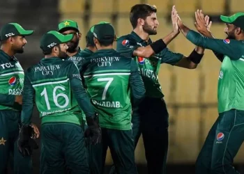 Stories: In the midst of persistent NOC conflicts with PCB, Pakistani cricketers are considering ending their central contract.